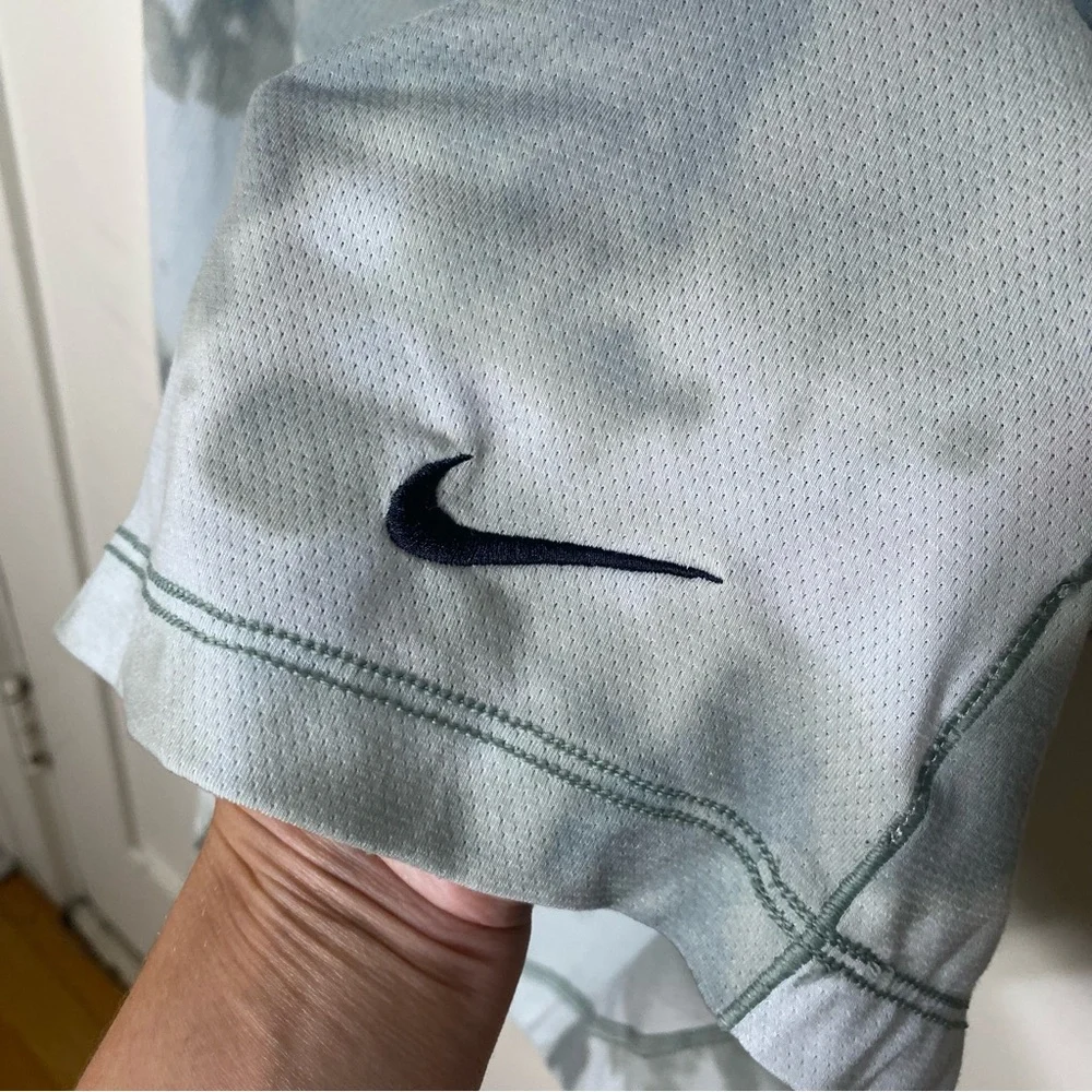 Nike Yoga Dri-fit Allover Print Yoga Top Blue Green XL